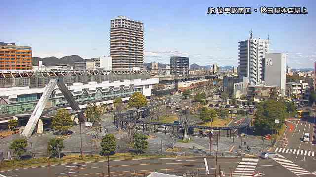 JR岐阜駅南口・秋田屋本店屋上